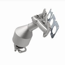 Load image into Gallery viewer, MagnaFlow Exhaust Products 5531685 California CARB Manifold Catalytic Converter for Select Hyundai Azera, Hyundai Sonata