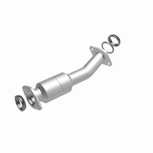 Load image into Gallery viewer, MagnaFlow Exhaust Products 52549 OEM Grade Direct-Fit Catalytic Converter for Select Toyota Sienna