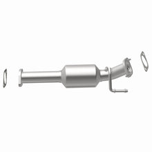 Load image into Gallery viewer, MagnaFlow Exhaust Products 5571421 California CARB Direct-Fit Catalytic Converter for Select Chevrolet Sonic