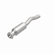 Load image into Gallery viewer, MagnaFlow Exhaust Products 3322949 California CARB Direct-Fit Catalytic Converter for Select Volvo 740, Volvo 745, Volvo 760, Volvo 940