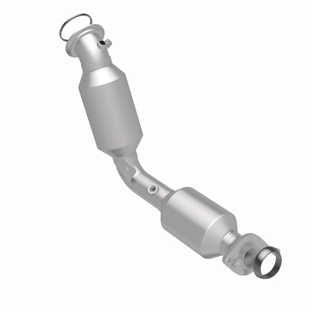 MagnaFlow Exhaust Products 280755 OEM Grade Direct-Fit Catalytic Converter for Select Toyota Sequoia, Toyota Tundra