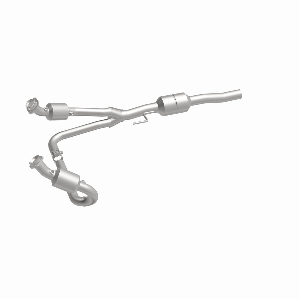 MagnaFlow Exhaust Products 51348 OEM Grade Direct-Fit Catalytic Converter for Select Dodge Durango