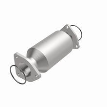 Load image into Gallery viewer, MagnaFlow Exhaust Products 5592683 California CARB Direct-Fit Catalytic Converter for Select Acura MDX, Honda Odyssey, Honda Pilot, Honda Ridgeline