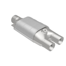 Load image into Gallery viewer, MagnaFlow Exhaust Products 99067HM HM Grade Universal Catalytic Converter for Select Dodge B1500, Dodge B2500, Dodge B3500, Dodge Ram Van, Dodge Ram Van, Dodge Ram Van