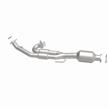 Load image into Gallery viewer, MagnaFlow Exhaust Products 5592710 California CARB Direct-Fit Catalytic Converter for Select Nissan Quest