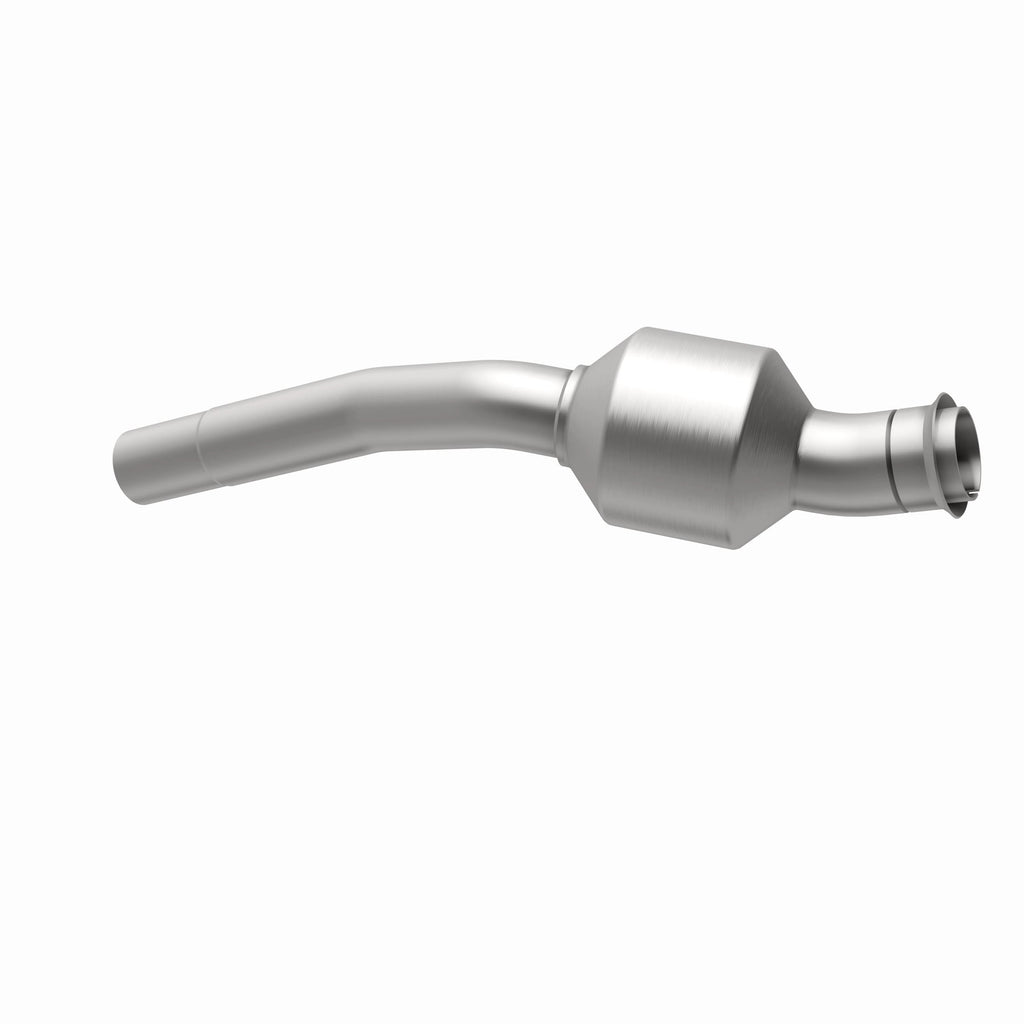 MagnaFlow Exhaust Products 51637 OEM Grade Direct-Fit Catalytic Converter for Select Audi A3, Volkswagen Beetle, Volkswagen Golf, Volkswagen Jetta