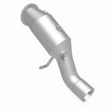 Load image into Gallery viewer, MagnaFlow Exhaust Products 52258 OEM Grade Direct-Fit Catalytic Converter for Select BMW 535i, BMW 535i GT, BMW 535i GT xDrive, BMW 535i xDrive, BMW 640i, BMW 640i Gran Coupe, BMW 640i xDrive, BMW 640i xDrive Gran Coupe, BMW X5, BMW X6