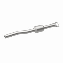 Load image into Gallery viewer, MagnaFlow Exhaust Products 5592804 California CARB Direct-Fit Catalytic Converter for Select Chevrolet Captiva Sport, Chevrolet Equinox, GMC Terrain