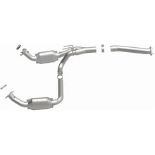 Load image into Gallery viewer, MagnaFlow Exhaust Products 4451211 California CARB Direct-Fit Catalytic Converter for Select Chevrolet Express 1500, Chevrolet Express 2500, GMC Savana 1500, GMC Savana