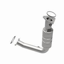 Load image into Gallery viewer, MagnaFlow Exhaust Products 25201 HM Grade Direct-Fit Catalytic Converter for Select Ford Focus