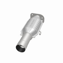 Load image into Gallery viewer, MagnaFlow Exhaust Products 93441 Standard Grade Direct-Fit Catalytic Converter for Select Chevrolet Camaro, Chevrolet Caprice, Chevrolet Commercial Chassis, Chevrolet Corvette, Pontiac Firebird