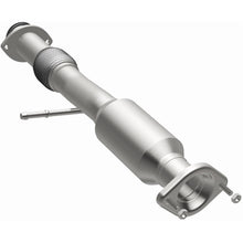 Load image into Gallery viewer, MagnaFlow Exhaust Products 280096 OEM Grade Direct-Fit Catalytic Converter for Select Toyota Highlander