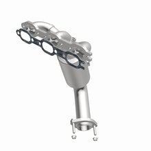 Load image into Gallery viewer, MagnaFlow Exhaust Products 51061 OEM Grade Manifold Catalytic Converter for Select Chrysler Pacifica, Chrysler Sebring, Chrysler Town &amp; Country, Dodge Avenger, Dodge Grand Caravan, Dodge Journey, Volkswagen Routan