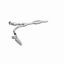 Load image into Gallery viewer, MagnaFlow Exhaust Products 458068 California CARB Direct-Fit Catalytic Converter for Select Dodge Ram