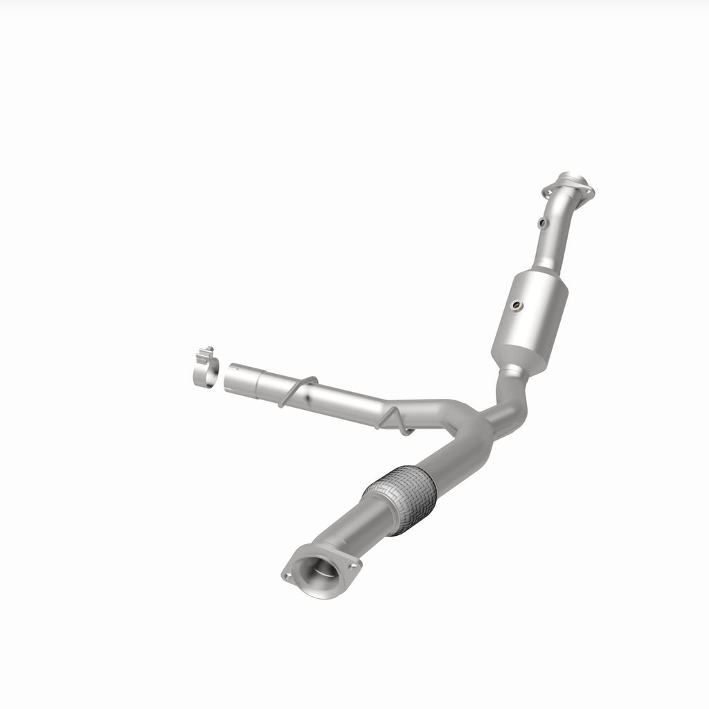 MagnaFlow Exhaust Products 280219 OEM Grade Direct-Fit Catalytic Converter for Select Ford Expedition, Lincoln Navigator