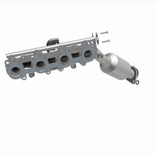 Load image into Gallery viewer, MagnaFlow Exhaust Products 5582217 California CARB Manifold Catalytic Converter for Select Lexus GX470, Toyota 4Runner