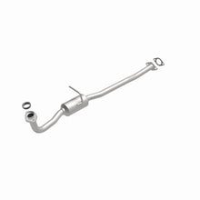 Load image into Gallery viewer, MagnaFlow Exhaust Products 22616 Standard Grade Direct-Fit Catalytic Converter for Select Chevrolet Sprint, Geo Metro, Suzuki Swift