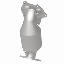 Load image into Gallery viewer, MagnaFlow Exhaust Products 5411770 California CARB Direct-Fit Catalytic Converter for Select Hyundai Genesis Coupe