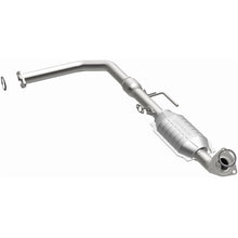 Load image into Gallery viewer, MagnaFlow Exhaust Products 447976 California CARB Direct-Fit Catalytic Converter for Select Toyota Tundra