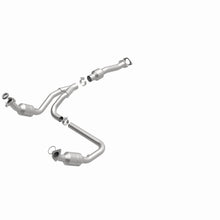 Load image into Gallery viewer, MagnaFlow Exhaust Products 52134 OEM Grade Direct-Fit Catalytic Converter for Select Chevrolet Express 1500, Chevrolet Express 2500, Chevrolet Express 3500, GMC Savana 1500, GMC Savana 2500, GMC Savana