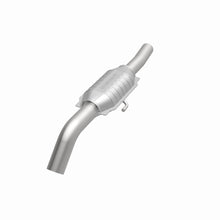 Load image into Gallery viewer, MagnaFlow Exhaust Products 3391290 California CARB Direct-Fit Catalytic Converter for Select Dodge B150, Dodge B250, Dodge B350