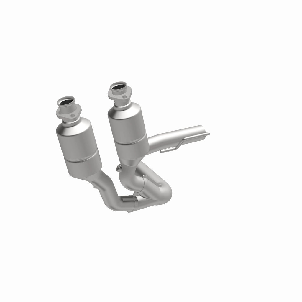 MagnaFlow Exhaust Products 49744 OEM Grade Direct-Fit Catalytic Converter for Select Jeep Grand Cherokee