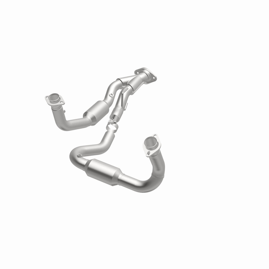 MagnaFlow Exhaust Products 49686 OEM Grade Direct-Fit Catalytic Converter for Select Jeep Grand Cherokee