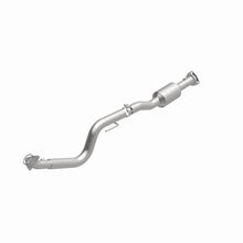 Load image into Gallery viewer, MagnaFlow Exhaust Products 280428 OEM Grade Direct-Fit Catalytic Converter for Select Chevrolet Express 4500, GMC Savana