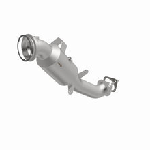 Load image into Gallery viewer, MagnaFlow Exhaust Products 280198 OEM Grade Direct-Fit Catalytic Converter for Select Chevrolet Colorado, Chevrolet Silverado 1500, Chevrolet Silverado LTD, GMC Canyon, GMC Sierra 1500, GMC Sierra Limited