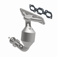 Load image into Gallery viewer, MagnaFlow Exhaust Products 452009 California CARB Manifold Catalytic Converter for Select Ford Escape, Mazda Tribute