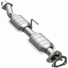 Load image into Gallery viewer, MagnaFlow Exhaust Products 23541 HM Grade Direct-Fit Catalytic Converter for Select Ford Ranger, Mazda B3000, Mazda B4000