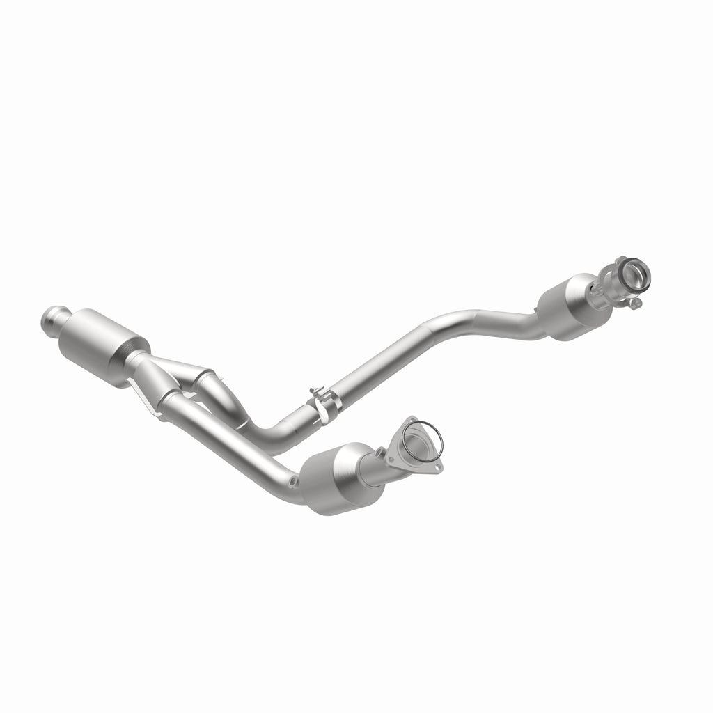 MagnaFlow Exhaust Products 5582642 California CARB Direct-Fit Catalytic Converter for Select Chevrolet Silverado 1500, Chevrolet Suburban, Chevrolet Tahoe, GMC Sierra 1500, GMC Yukon, GMC Yukon XL