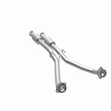 Load image into Gallery viewer, MagnaFlow Exhaust Products 557969 California CARB Direct-Fit Catalytic Converter for Select Cadillac CTS