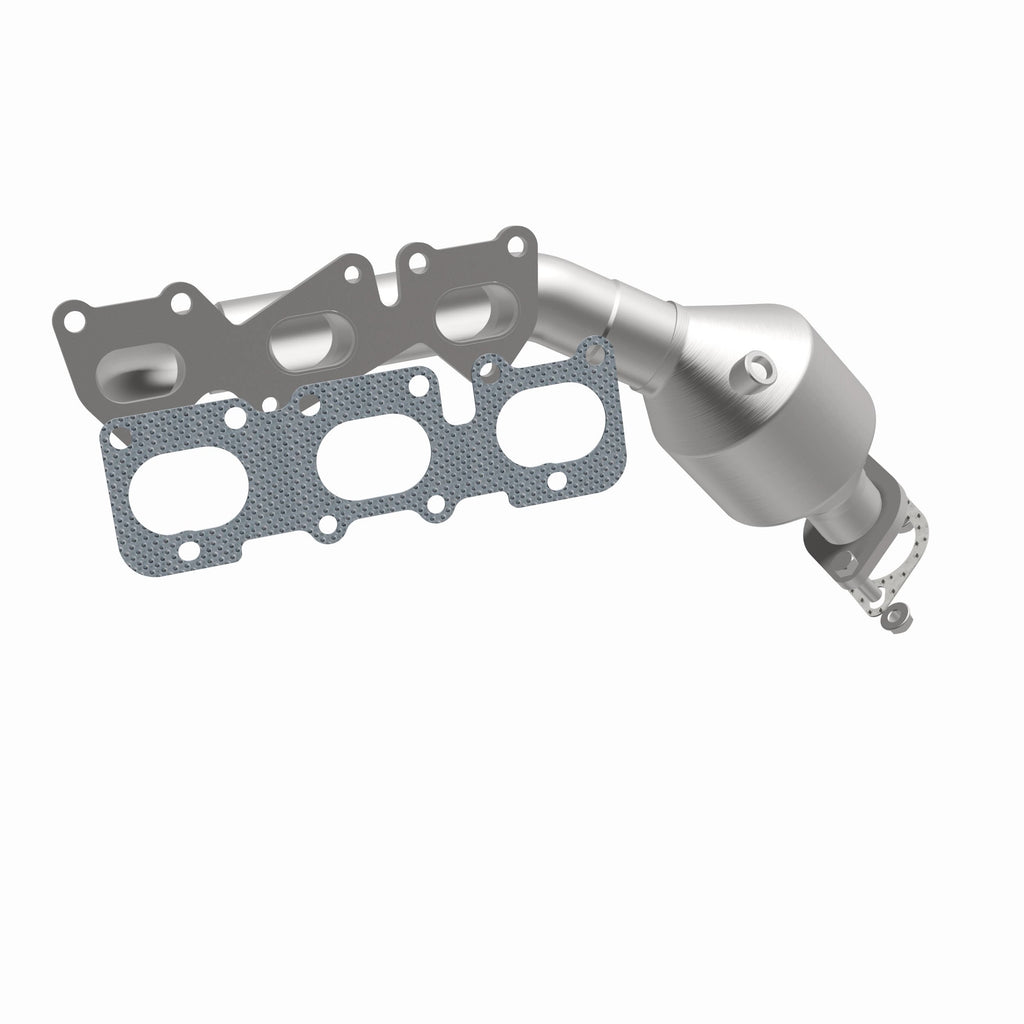 MagnaFlow Exhaust Products 51401 OEM Grade Manifold Catalytic Converter for Select Kia Borrego