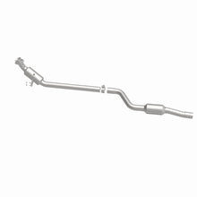 Load image into Gallery viewer, MagnaFlow Exhaust Products 21-564 OEM Grade Direct-Fit Catalytic Converter for Select Mercedes-Benz CLS550, Mercedes-Benz E550