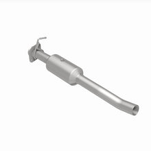 Load image into Gallery viewer, MagnaFlow Exhaust Products 280445 OEM Grade Direct-Fit Catalytic Converter for Select Ford F-53 Motorhome Chassis, Ford F-59 Commercial Stripped Chassis, Ford F-650, Ford F-750