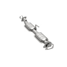 Load image into Gallery viewer, MagnaFlow Exhaust Products 447235 California CARB Direct-Fit Catalytic Converter for Select Ford Ranger, Mazda B3000, Mazda B4000