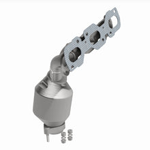 Load image into Gallery viewer, MagnaFlow Exhaust Products 5531920 California CARB Manifold Catalytic Converter for Select Ford Escape, Mercury Mariner