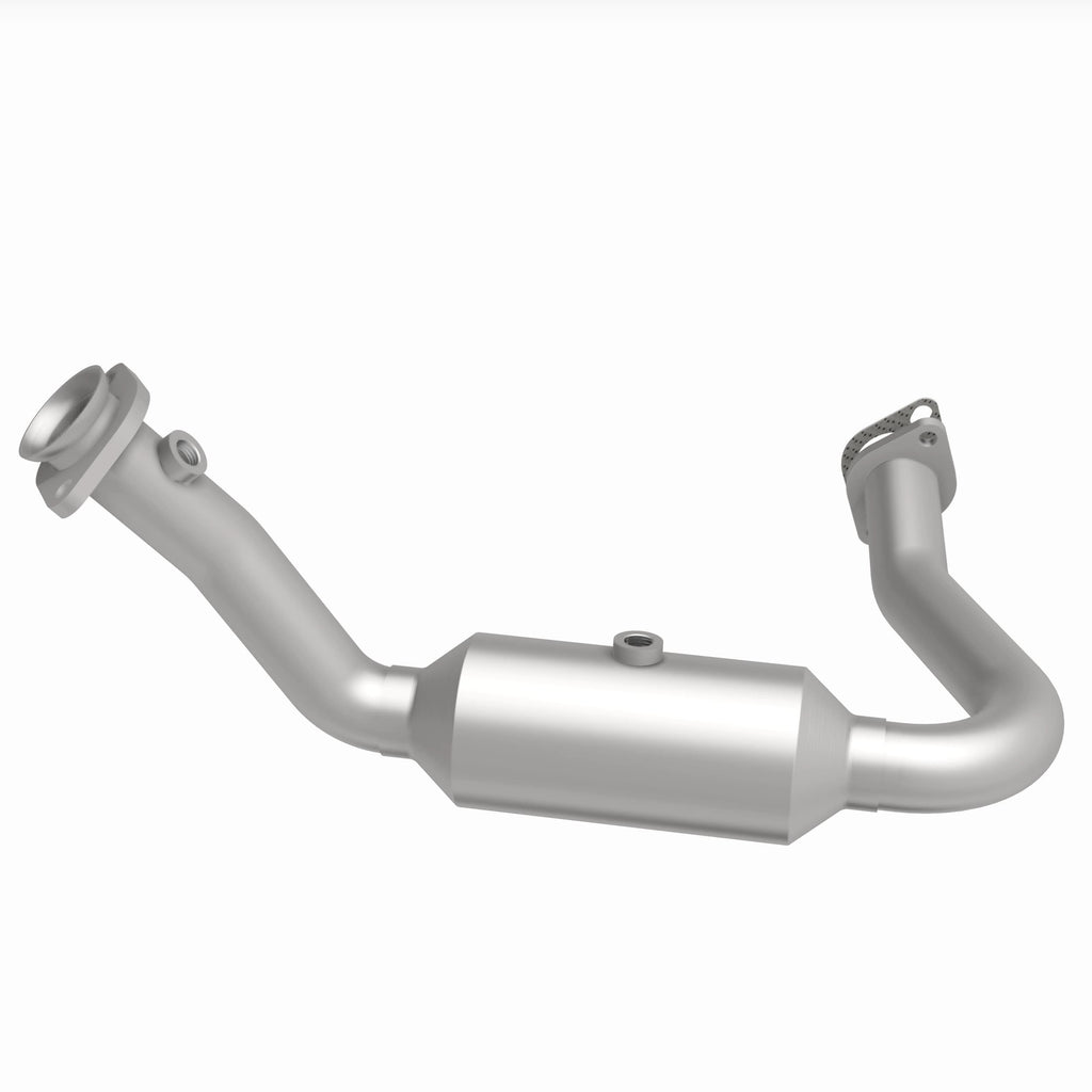 MagnaFlow Exhaust Products 49677 OEM Grade Direct-Fit Catalytic Converter for Select Ford Ranger, Mazda B4000
