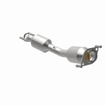 Load image into Gallery viewer, MagnaFlow Exhaust Products 6511753 California CARB Direct-Fit Catalytic Converter for Select Nissan Versa, Nissan Versa Note