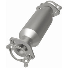 Load image into Gallery viewer, MagnaFlow Exhaust Products 5671332 California CARB Direct-Fit Catalytic Converter for Select Hyundai Elantra, Kia Spectra, Kia Spectra5
