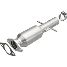 Load image into Gallery viewer, MagnaFlow Exhaust Products 5671623 California CARB Direct-Fit Catalytic Converter for Select Pontiac G6, Saturn Aura