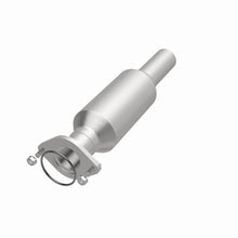 Load image into Gallery viewer, MagnaFlow Exhaust Products 5671981 California CARB Direct-Fit Catalytic Converter for Select Ford Fusion, Mercury Milan