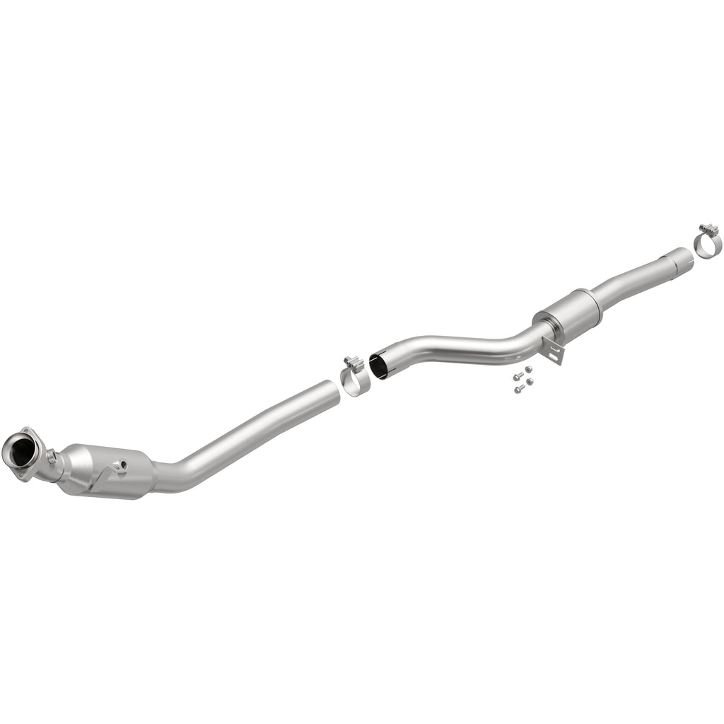 MagnaFlow Exhaust Products 21-572 OEM Grade Direct-Fit Catalytic Converter for Select Mercedes-Benz SL550