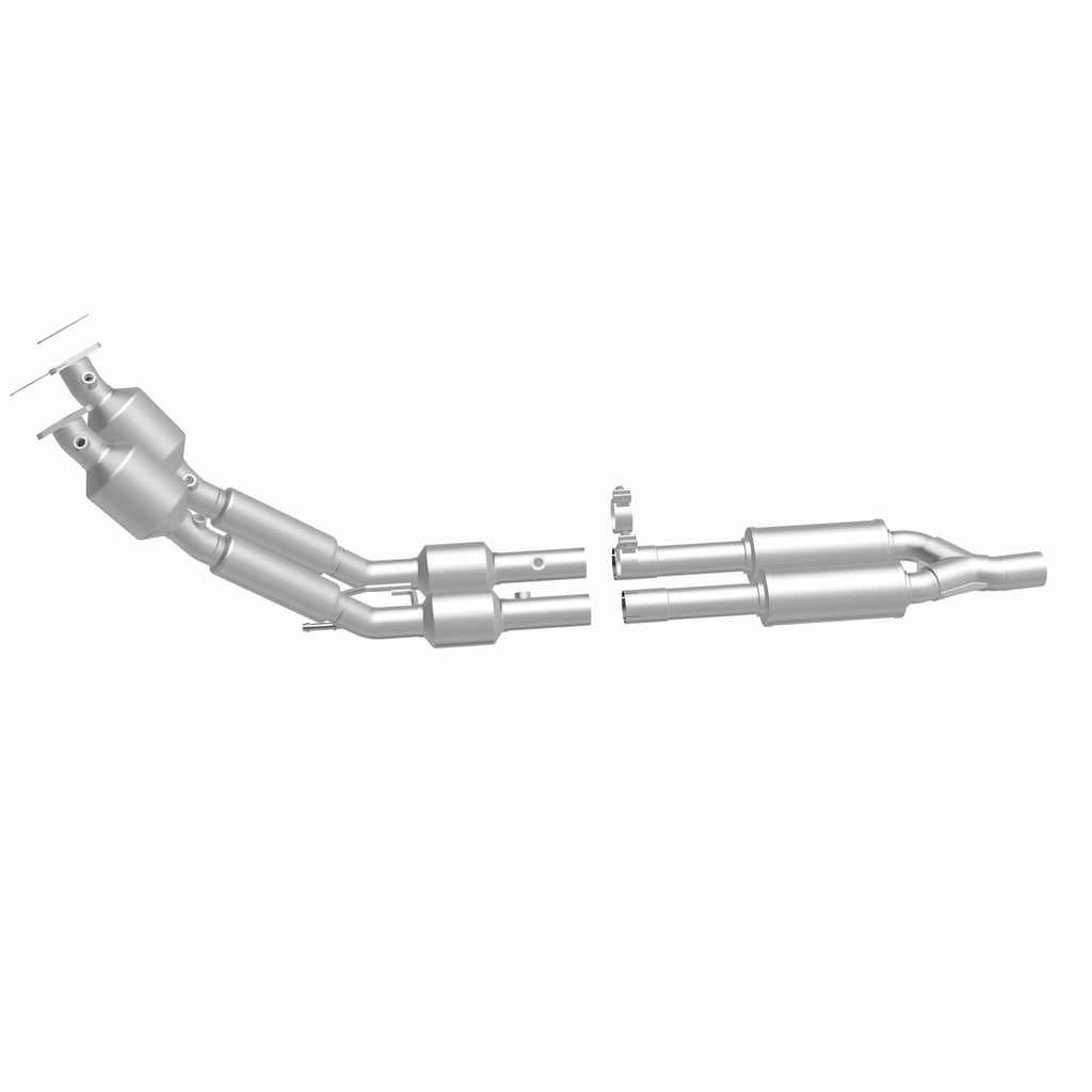 MagnaFlow Exhaust Products 24379 HM Grade Direct-Fit Catalytic Converter for Select Volkswagen Passat