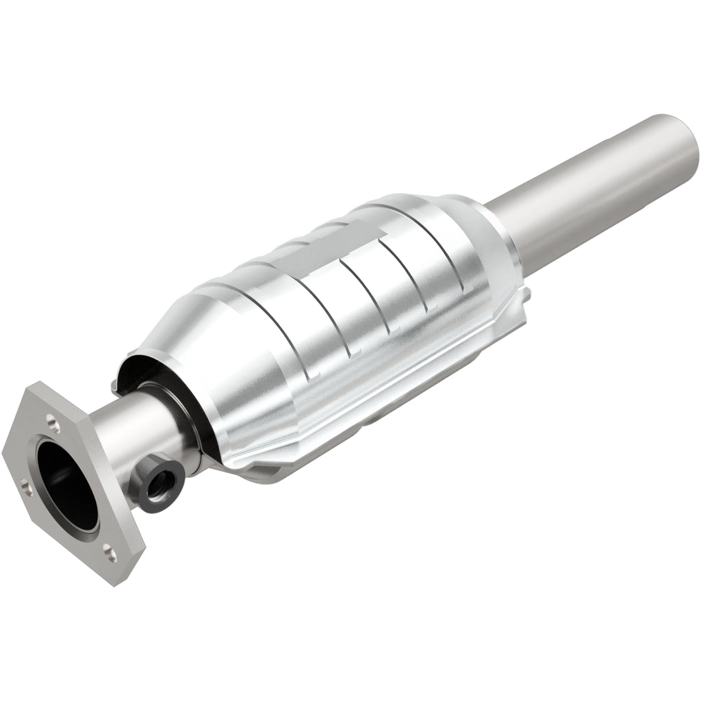 MagnaFlow Exhaust Products 22917 Standard Grade Direct-Fit Catalytic Converter for Select Volkswagen Golf, Volkswagen Jetta