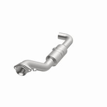 Load image into Gallery viewer, MagnaFlow Exhaust Products 52428 OEM Grade Direct-Fit Catalytic Converter for Select Ford Expedition, Ford F-150, Lincoln Navigator