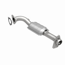 Load image into Gallery viewer, MagnaFlow Exhaust Products 23471 HM Grade Direct-Fit Catalytic Converter for Select Buick Roadmaster, Cadillac Commercial Chassis, Cadillac Fleetwood, Chevrolet Caprice, Chevrolet Commercial Chassis, Chevrolet Impala