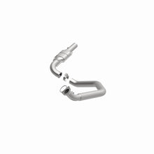 Load image into Gallery viewer, MagnaFlow Exhaust Products 49601 OEM Grade Direct-Fit Catalytic Converter for Select Chevrolet Express 2500, Chevrolet Express 3500, GMC Savana 2500, GMC Savana