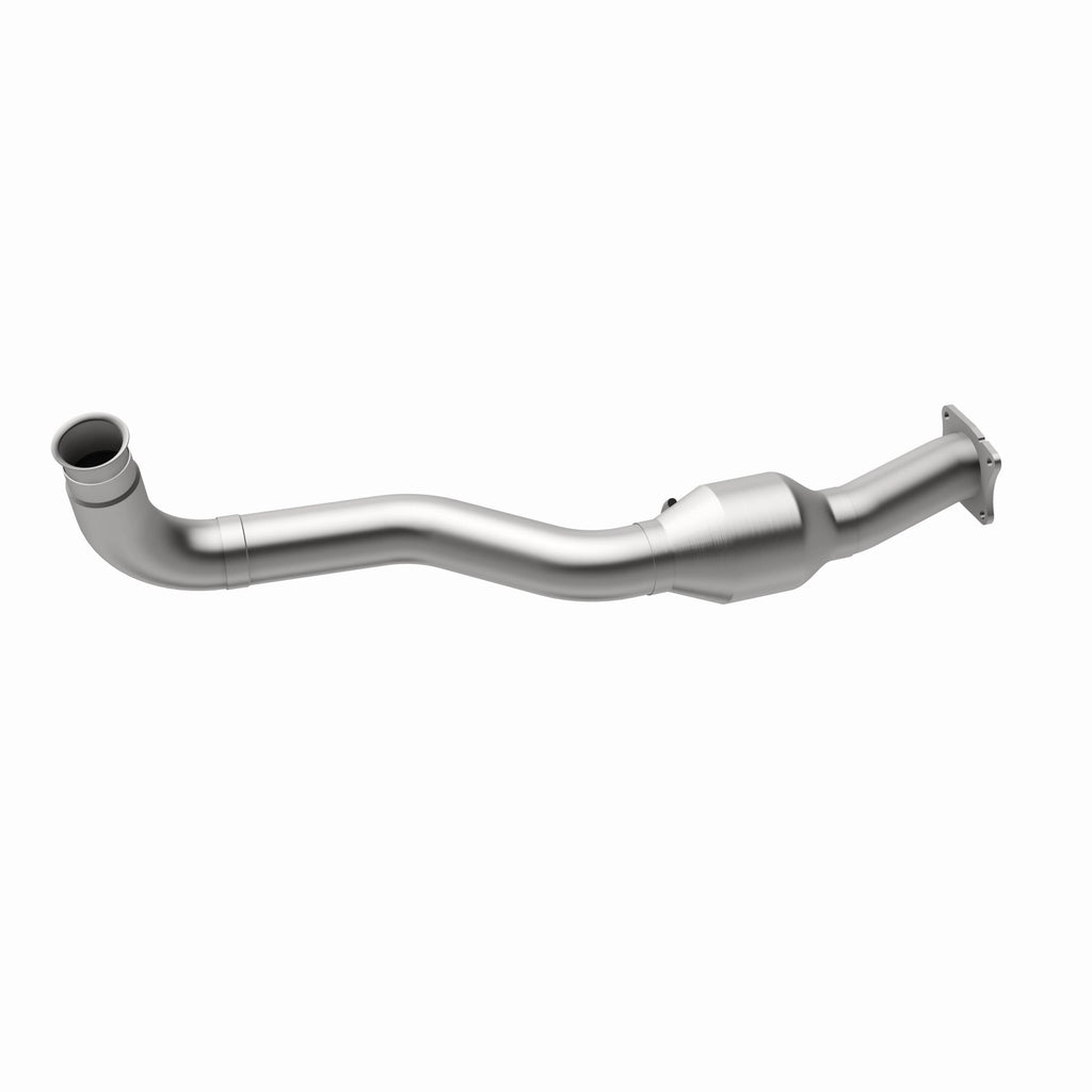 MagnaFlow Exhaust Products 60501 OEM Grade Diesel Oxidation Catalyst for Select Chevrolet Silverado HD, Chevrolet Silverado 3500, GMC Sierra HD, GMC Sierra